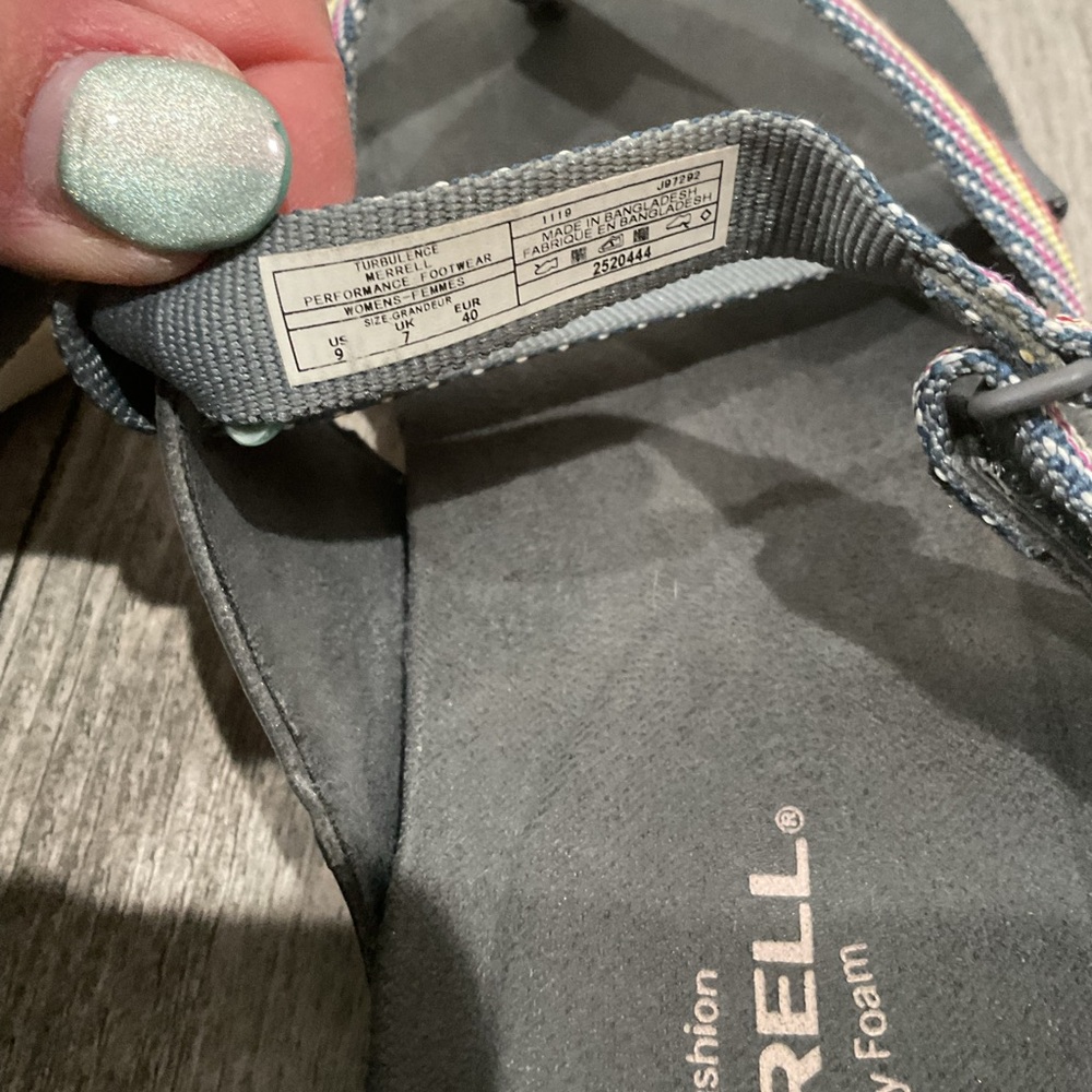 Merrell Turbulence Sandals | US 9 |Colorful Strap | Air Cushion - Picture 2 of 3